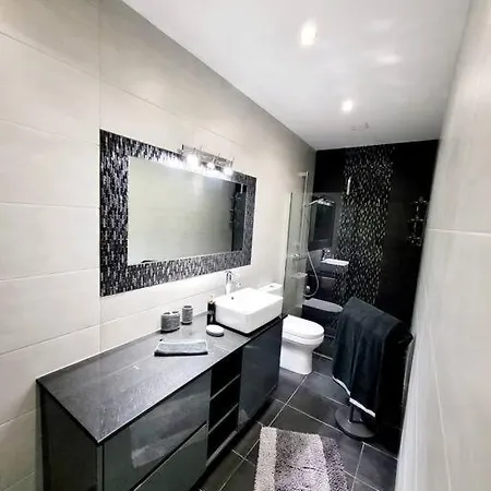 New&cosy With Balcony Appartamento *