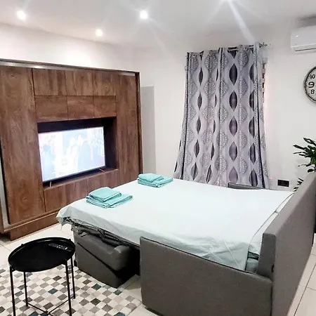 New&cosy With Balcony * San Ġwann