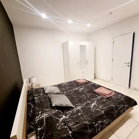 New&cosy With Balcony Daire San Ġwann