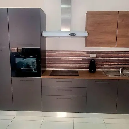 New&cosy With Balcony Appartamento