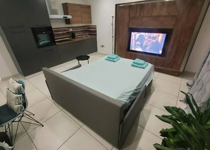 New&cosy With Balcony Appartement